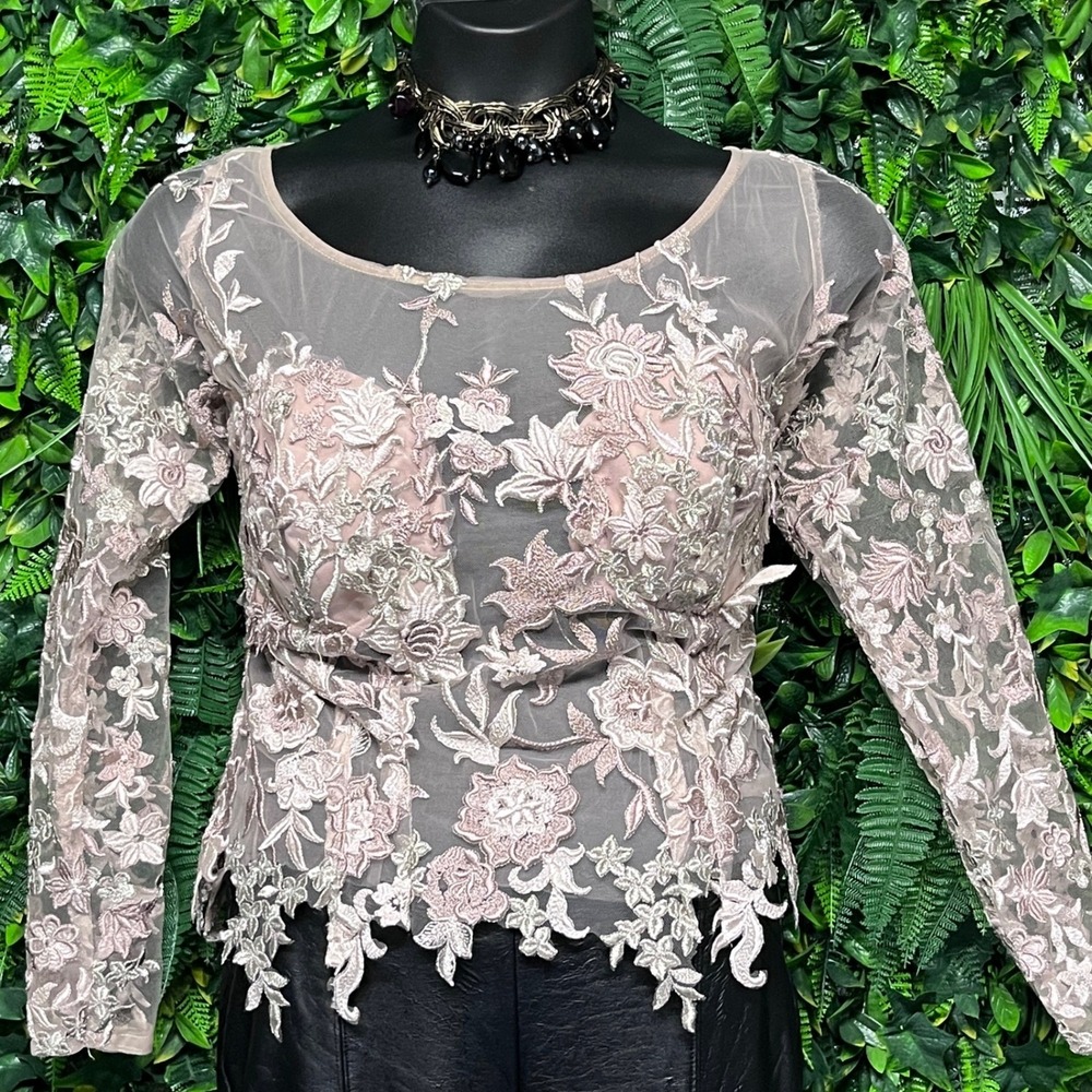 Floral Embroidered Sheer Top XL Long Sleeve‎ Evening Party Blouse 3155